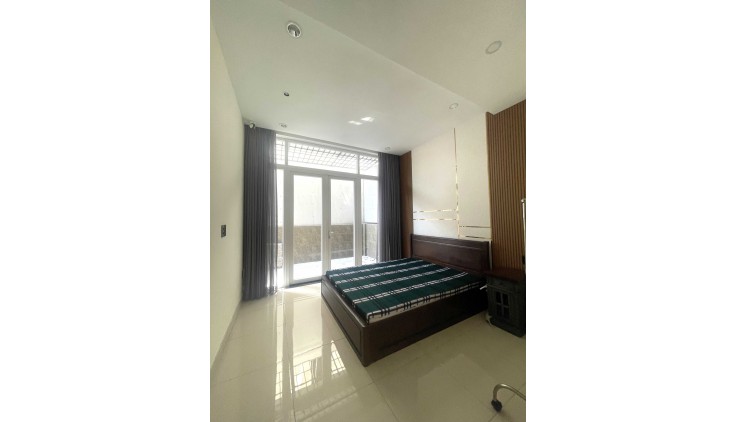 Biệt Thự  3 Tầng View Công Viên Đẳng Cấp 190m2_8.5x22m Quốc Lộ 13 Hiệp Bình Phước Thủ Đức Chỉ 18,5 tỷ.